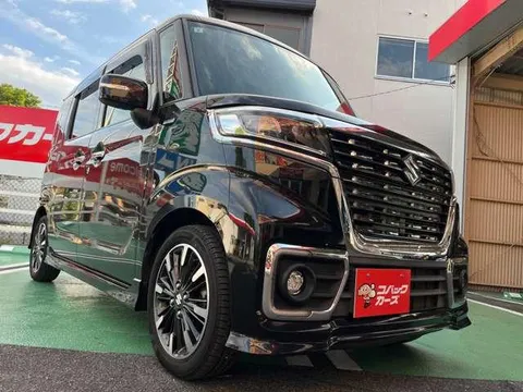 Suzuki Spacia Custom