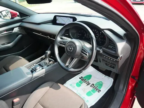 Mazda MAZDA3 Fastback