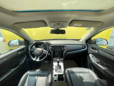 Roewe RX5