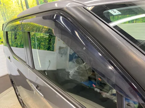 Mitsubishi eK X