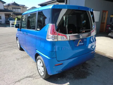 Suzuki Solio