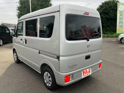 Nissan Clipper