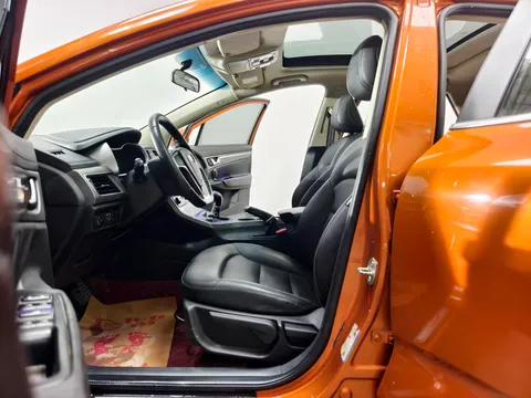 Geely Emgrand GS