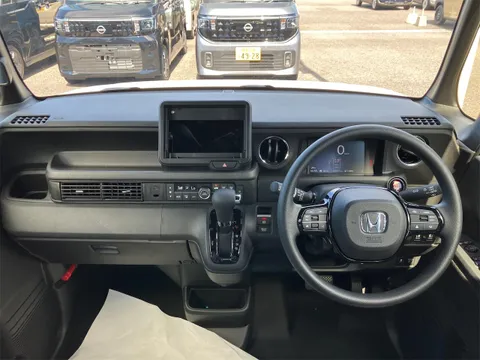 Honda N-BOX Custom