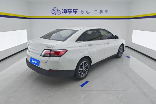 Venucia D60