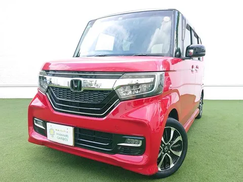 Honda N-BOX Custom