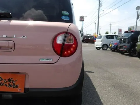 Suzuki Alto Lapin