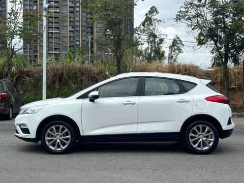 Geely Emgrand GS