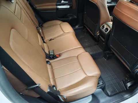 Mercedes-Benz Mercedes-Benz GLB