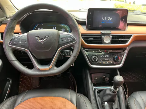 Wuling Hongguang S3