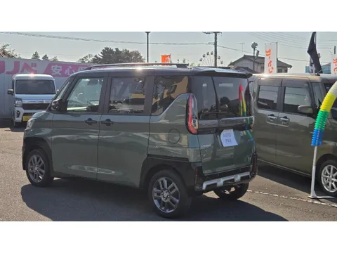 Mitsubishi Delica Mini