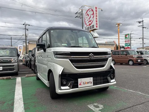 Suzuki Spacia Custom