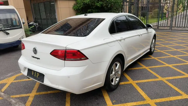 Volkswagen Lamando