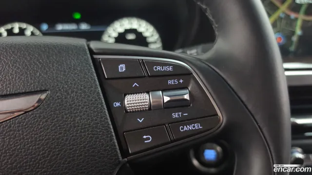Genesis G90 (EQ900)