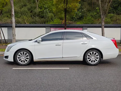 Cadillac XTS