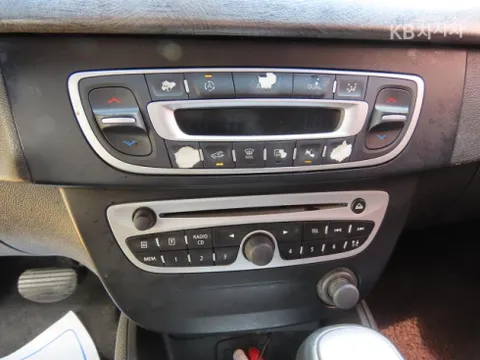 Renault SM3