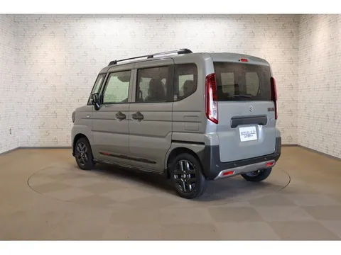 Suzuki Spacia Gear