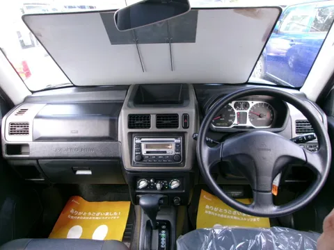Mitsubishi Pajero Mini