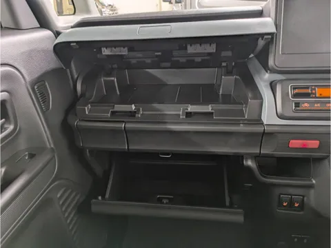 Suzuki Spacia Base