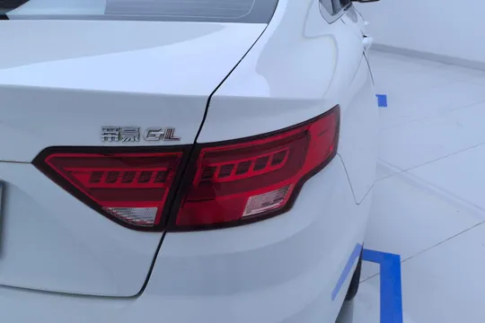 Geely Emgrand GL
