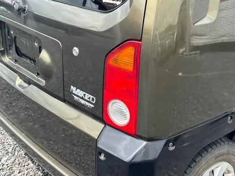 Daihatsu Naked