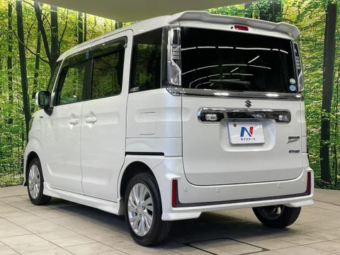 Suzuki Spacia Custom