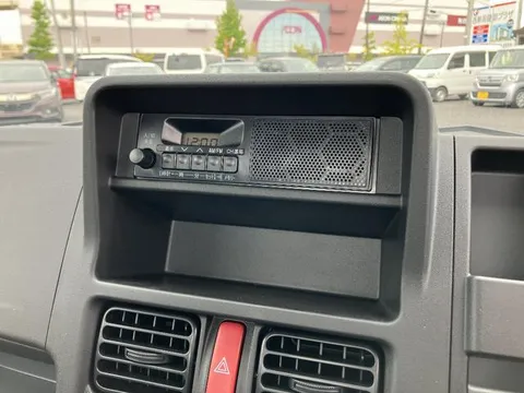 Nissan Clipper Truck