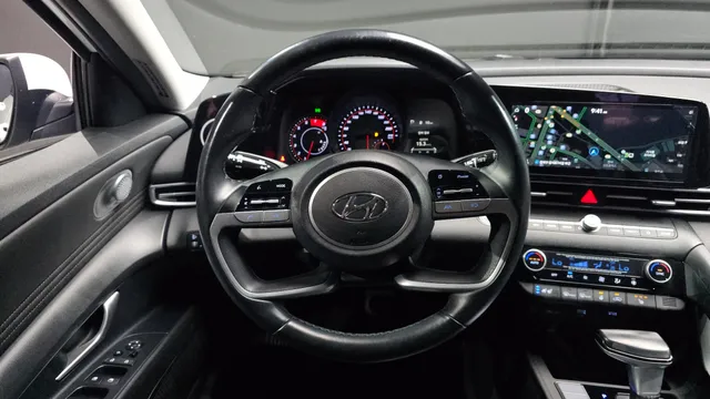 Hyundai Elantra (Avante)
