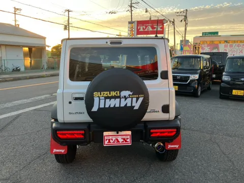 Suzuki Jimny Sierra