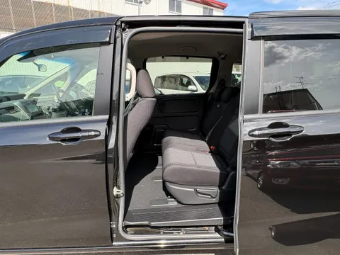 Honda Freed Plus