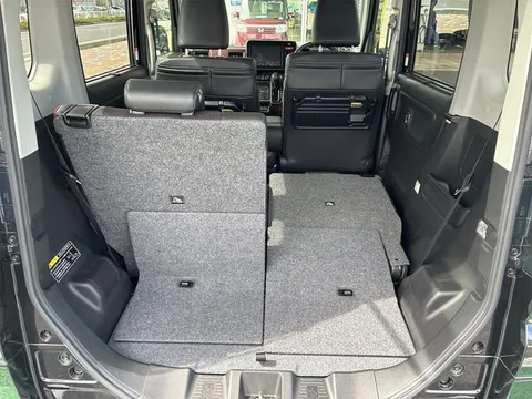 Suzuki Spacia Custom