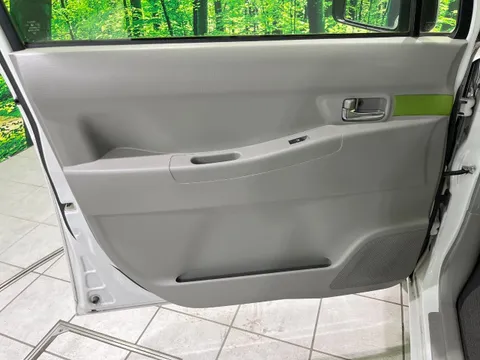 Toyota Pixis Space