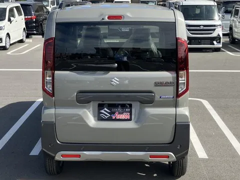 Suzuki Spacia Gear