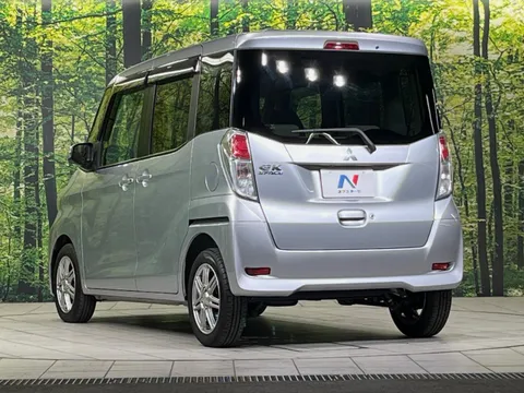 Mitsubishi eK Space