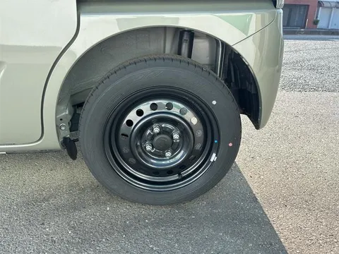 Suzuki Spacia Base