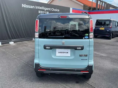 Suzuki Spacia