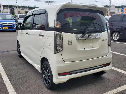Honda N-WGN Custom