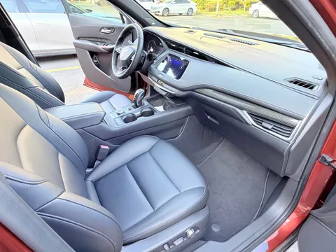 Cadillac XT4