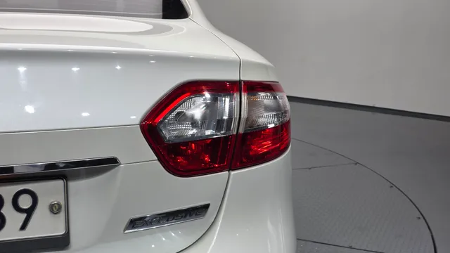 Renault SM3