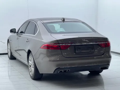 Jaguar XFL