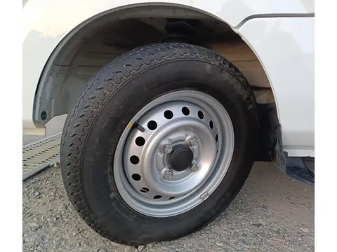 Nissan Clipper Truck
