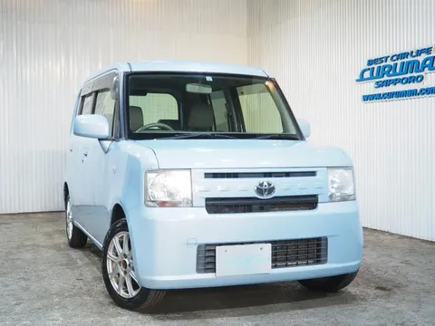 Toyota Pixis Space