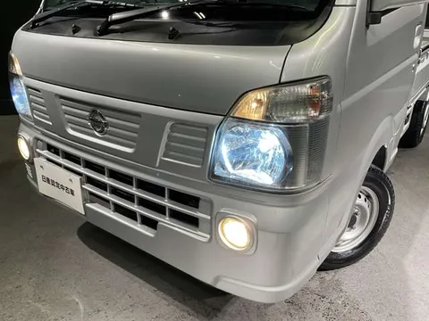 Nissan Clipper Truck