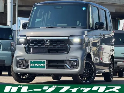 Honda N-BOX Custom