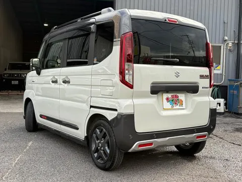 Suzuki Spacia Gear