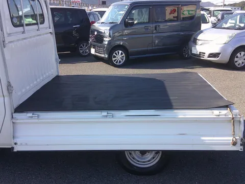 Nissan Clipper Truck