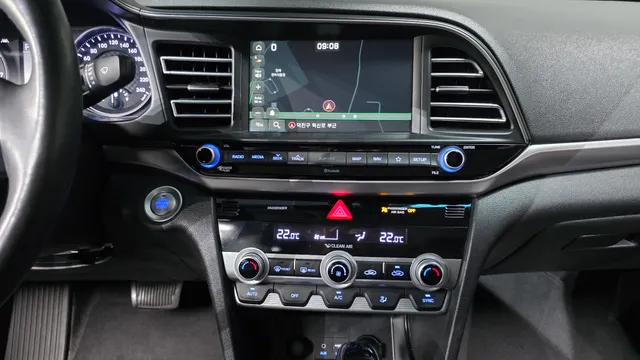 Hyundai Elantra (Avante)