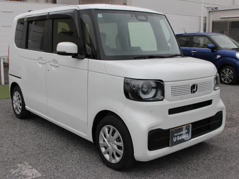 Honda N-BOX Custom