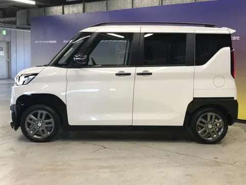 Mitsubishi Delica Mini