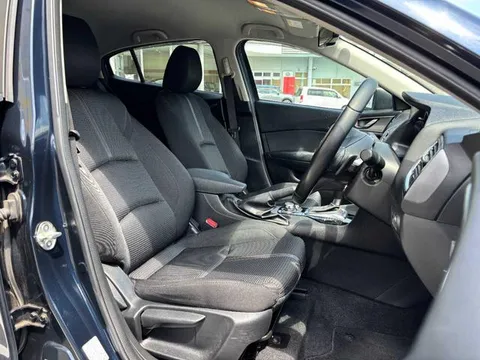 Mazda Axela Sport